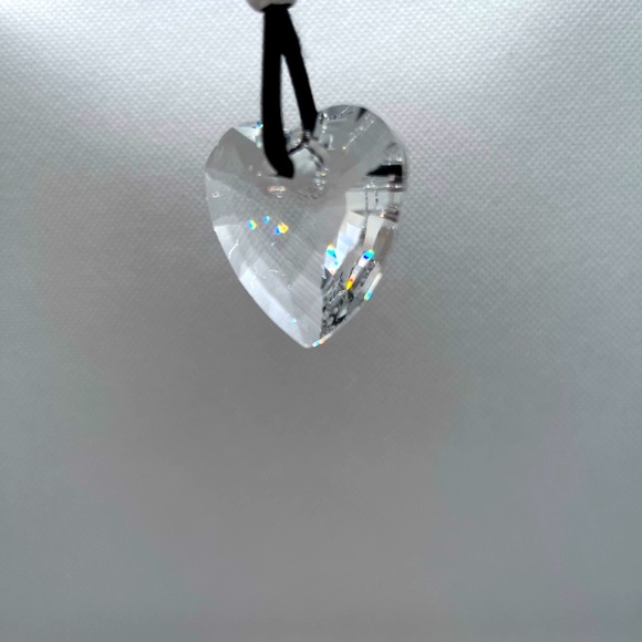 Heart Swarovski Pendant necklace - Picture 3 of 8